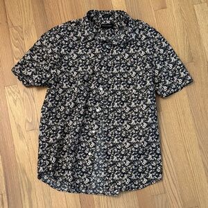 Banana Republic Slim Fit Floral Short Sleeved Button Down